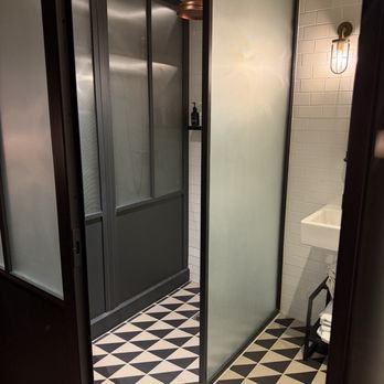 The Hoxton - Bathroom - Hotels Near Me - Paris, 75