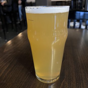 Zeeks Pizza - Single Hill IPA .. pizza time!! - Pizza Near Me - Issaquah, Washington Zeeks Pizza - Single Hill IPA .. pizza time!! - Pizza Near Me - Issaquah, Washington