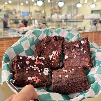 Dig Inn - New American Near Me - Ashburn, Virginia