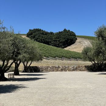 Niner Wine Estates - Heart Hill - Wine Tasting Room Near Me - Paso Robles, California Niner Wine Estates - Heart Hill - Wine Tasting Room Near Me - Paso Robles, California