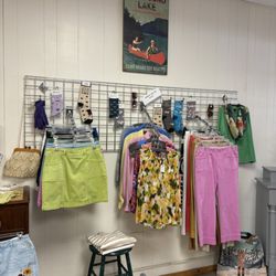 Dressers Unlimited - Spring is Coming!