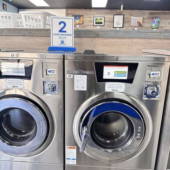 Big Waves Laundromat - 2 load $4.75 basic 23 min wash  Or pay more for better 44min wash - Laundromat Near Me - Los Angeles, California