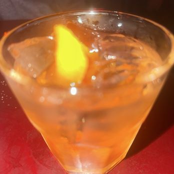 Winters Tavern - Old fashioned - Bars Near Me - Pacifica, California