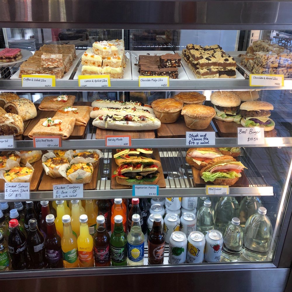 Days Bay Pavillion - Pizza Near Me - Lower Hutt, WGN