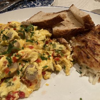 The Hampton Social - River North - DENVER SCRAMBLE* - Seafood Near Me - Chicago, Illinois The Hampton Social - River North - DENVER SCRAMBLE* - Seafood Near Me - Chicago, Illinois