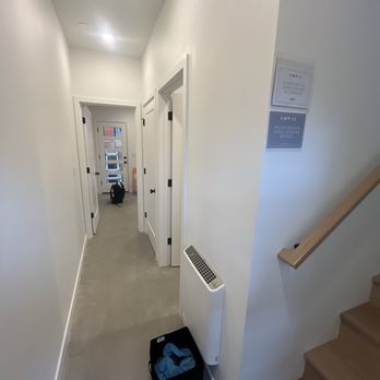 NW Certified Home Inspections - Main entrance / hallway - Professional Services Near Me - Mill Creek, Washington NW Certified Home Inspections - Main entrance / hallway - Professional Services Near Me - Mill Creek, Washington