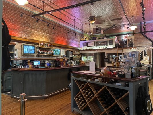 Caduceus Cellars and Merkin Vineyards Tasting Room by null