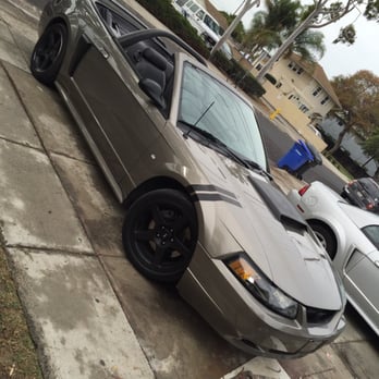 Horn's Collision Center - Body Shops Near Me - Long Beach, California