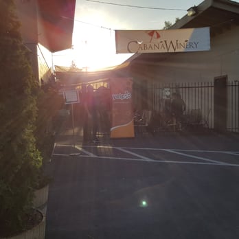 Cabana Winery - Outside looking in - Wine Tasting Room Near Me - Lodi, California
