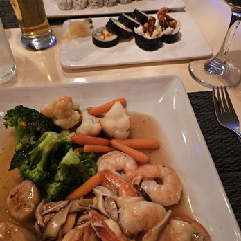 Yume - Sushi Bars Near Me - Scranton, Pennsylvania