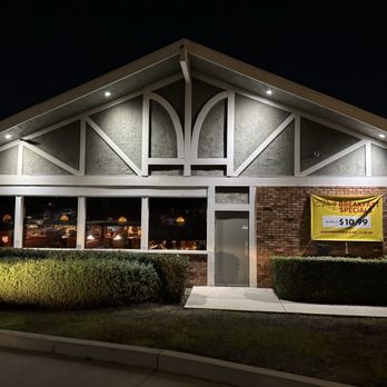 Marie Callender's - Marie Calendar's from the parking lot at the end of 2025. - Bakeries Near Me - Whittier, California Marie Callender's - Marie Calendar's from the parking lot at the end of 2025. - Bakeries Near Me - Whittier, California
