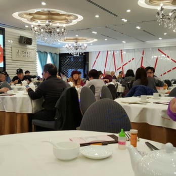 Chef Tony - Dining room - Dim Sum Near Me - Richmond, British Columbia