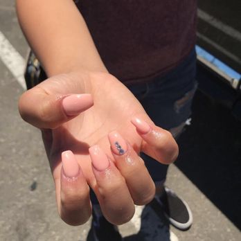 Lee Spa Nails - Full set, Coffin shape with rhinestones - Nail Salons Near Me - Sacramento, California