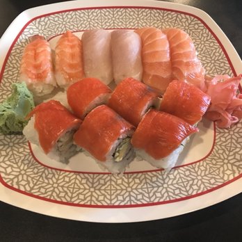 Guildford Sushi House - Mixed Combo B ($12.20) - Japanese Near Me - Surrey, British Columbia