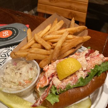 Seed to Table - Lobster roll - Grocery Near Me - Naples, Florida Seed to Table - Lobster roll - Grocery Near Me - Naples, Florida