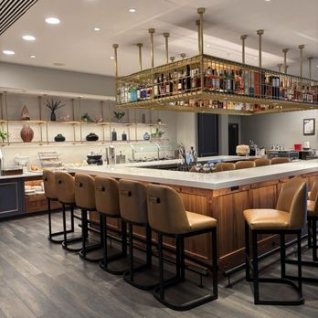 Mystic Marriott Hotel & Spa - Bar and dining area - Hotels Near Me - Groton, Connecticut Mystic Marriott Hotel & Spa - Bar and dining area - Hotels Near Me - Groton, Connecticut