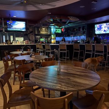 Rasoi Indian Kitchen - Inside seating and bar - Indian Near Me - North Bay Village, Florida Rasoi Indian Kitchen - Inside seating and bar - Indian Near Me - North Bay Village, Florida