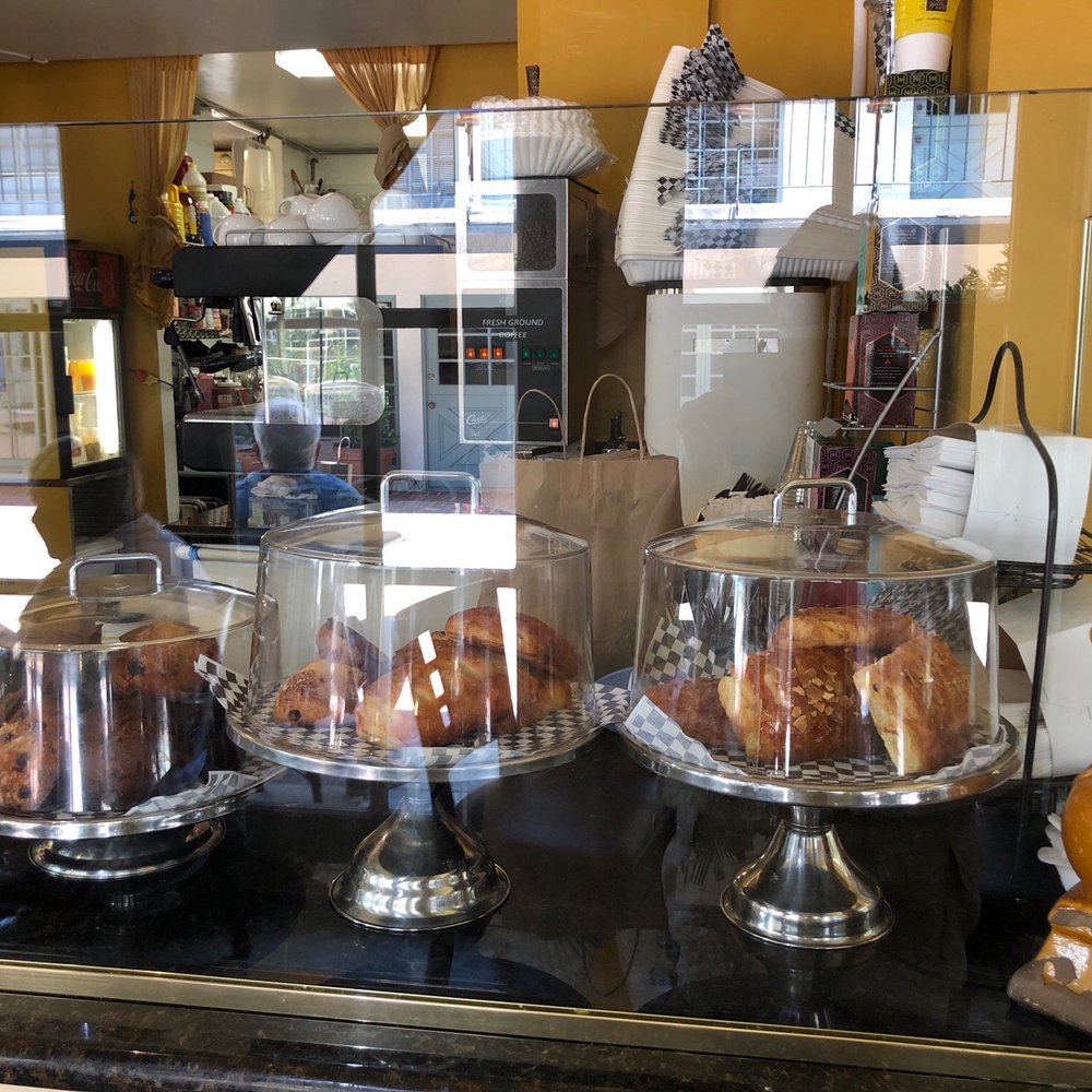 Yellow Vase - more pastry selection - Bakeries Near Me - Palos Verdes Estates, California Yellow Vase - more pastry selection - Bakeries Near Me - Palos Verdes Estates, California