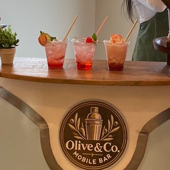 Olive Mobile Bar - Bartenders Near Me Olive Mobile Bar - Bartenders Near Me