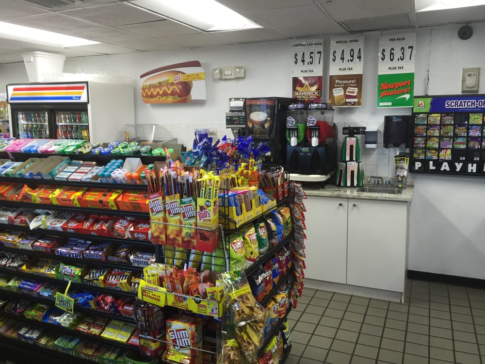 DAVIE SERVICE STATION Updated October 2024 2691 Davie Blvd, Fort Lauderdale, Florida Gas