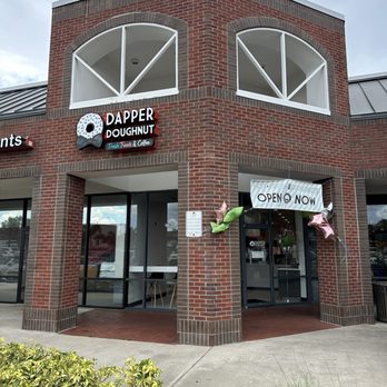 Dapper Doughnut - Donuts Near Me - Tampa, Florida