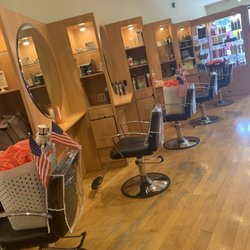 Jagged Edge Spa & Salon