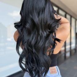 Niki Farrow Hair