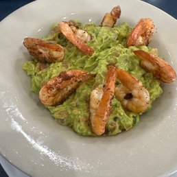 Shrimp in guacamole Shrimp in guacamole