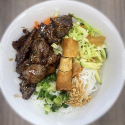 Yuma Pho - Vermicelli with Grilled beef