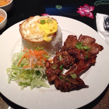 Pho Xua - Thai Near Me - Toronto, Ontario