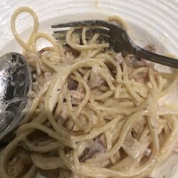 Amaroni's - Creamy carbonara spaghetti