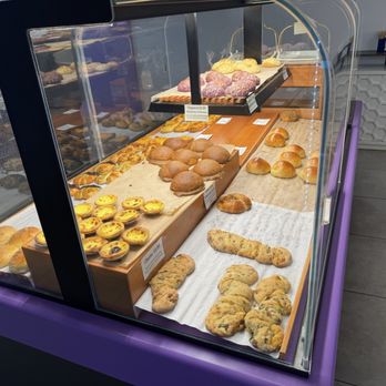 Purple Yum Bakery Cafe - Bakeries Near Me - Lexington, Kentucky