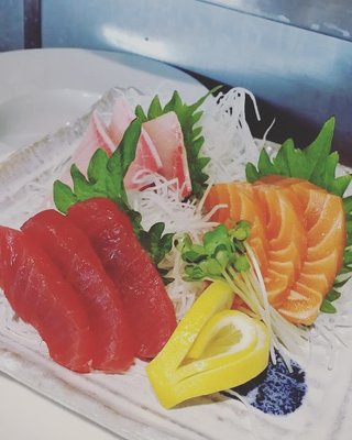Haru sushi by null
