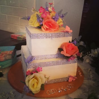 2 Tier Square Cake Top Chocolate Cake W Chocolate Ganache