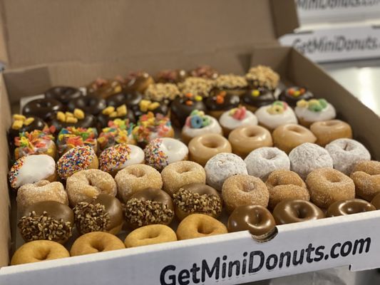 The Mini Donut Company by null