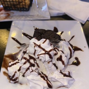 Surf N' Turf Bistro - Brownie and Ice cream dessert - Wine Bars Near Me - St Thomas, Virgin Islands