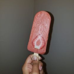 PalettAmerica Canada - Plain strawberry