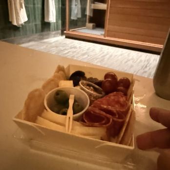 Oakwell Beer Spa - Charcuterie - Beer Bar Near Me - Littleton, Colorado