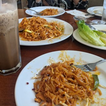 Archi's Thai Kitchen - Pad Thai with Chicken, Papaya Salad, Thai Iced Coffee - Thai Near Me - Las Vegas, Nevada