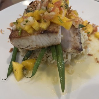 The Pier House - Mahi Mahi - American Near Me - Cape May, New Jersey