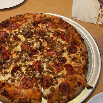 Papa's Pizza - Meat only pizza is sooo good!! - Pizza Near Me - Galveston, Texas