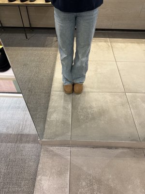 UGG Powell Street by null