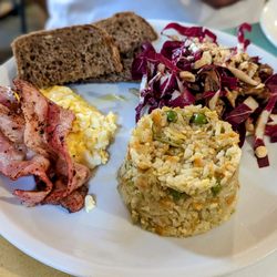 Teapot - June 4, 2023; Uova strapazzate w. bacon, Thai rice w. veggies, egg, and soy, and radicchio salad w. Guinea fowl (€16).