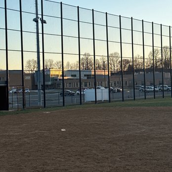 Oakton High School - Middle Schools & High Schools Near Me - Vienna, Virginia Oakton High School - Middle Schools & High Schools Near Me - Vienna, Virginia