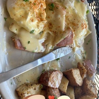 Sunset Grill - Sunsetter Benedict *no muffin - American Near Me - Fredericksburg, Texas