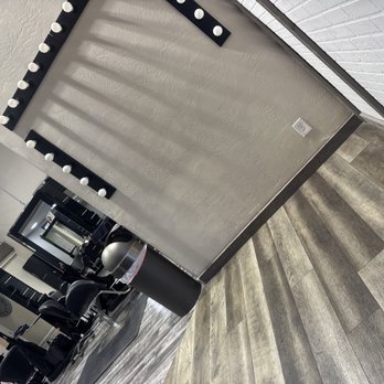 The Hot Seat Salon - Entrance--here for a color, cut, style and makeup. - Hair Salons Near Me - El Cajon, California The Hot Seat Salon - Entrance--here for a color, cut, style and makeup. - Hair Salons Near Me - El Cajon, California