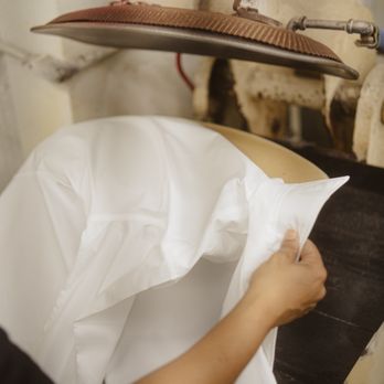 Comet Custom Cleaners - Dry Cleaning Near Me - Saint Petersburg, Florida