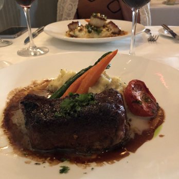 Lahaina Grill - Beef Short Ribs....wow! - Seafood Near Me - Lahaina, Hawaii Lahaina Grill - Beef Short Ribs....wow! - Seafood Near Me - Lahaina, Hawaii