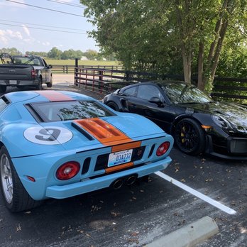 Boonedogs - Ford GT - Hot Dogs Near Me - Lexington, Kentucky