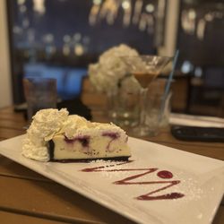 Edgewater 122 - Raspberry cheesecake